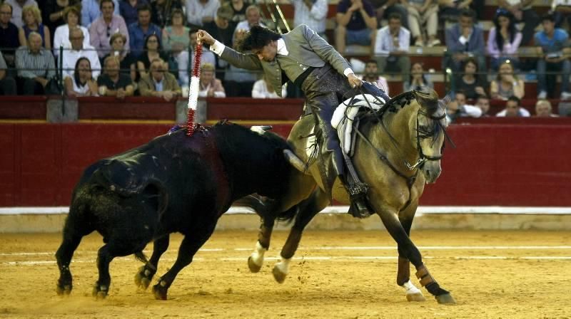 Toros: segundo día de Feria, lunes 12 de octubre de 2015