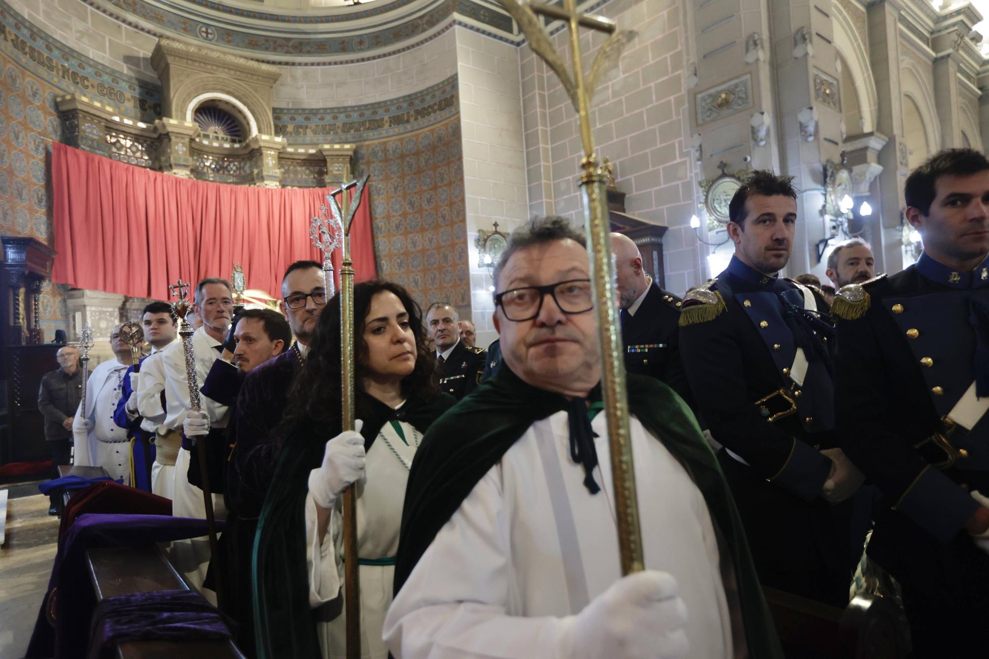 Suspendida la procesión de Jesús Cautivo en Oviedo por el mal tiempo