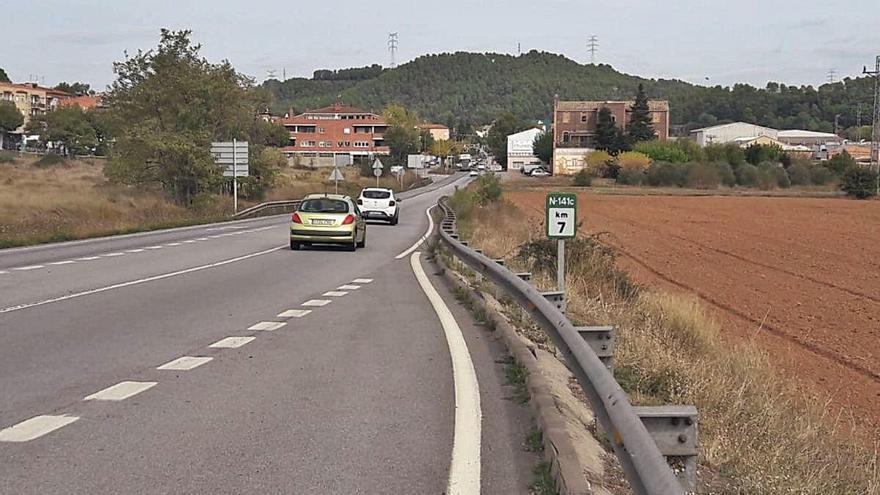 Carretera que uneix el nucli de de Sant Fruitós amb Torroella de Baix