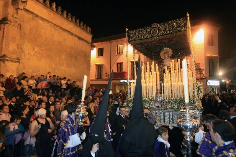 Imágenes del Viernes Santo en Córdoba