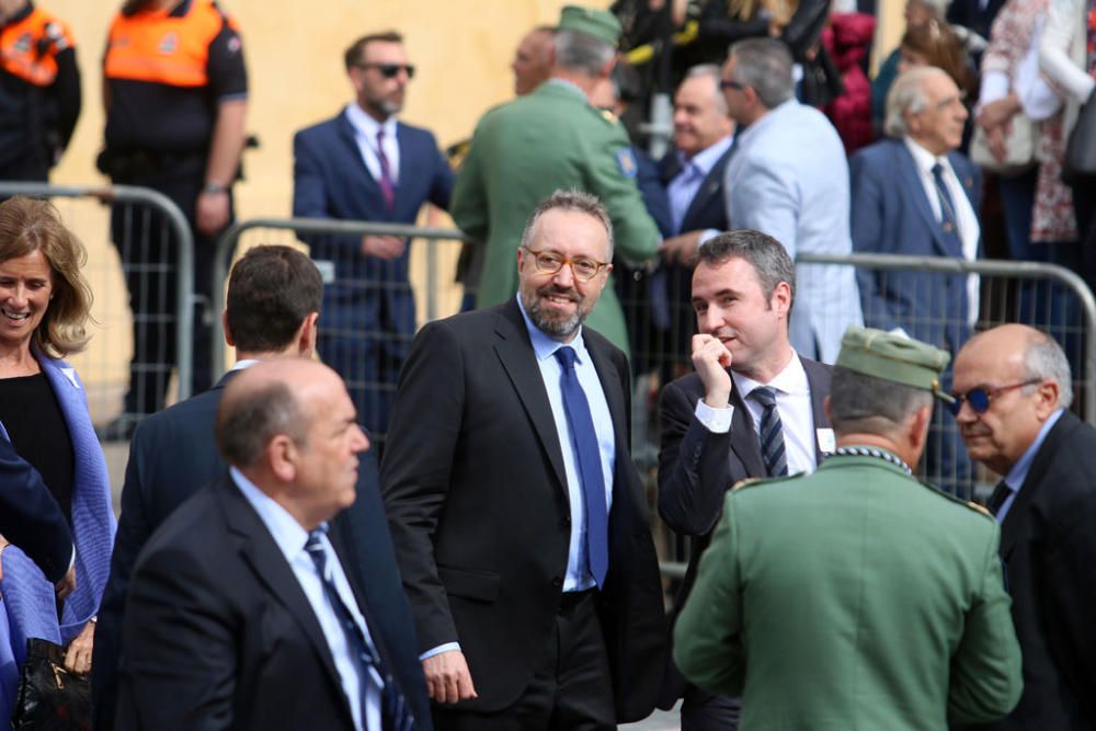 Tras desembarcar en el puerto de Málaga, la Compañía de Honores de la X Bandera del Tercio 'Alejandro Farnesio', IV protagoniza uno de los momentos más intensos de la Semana Santa de Málaga