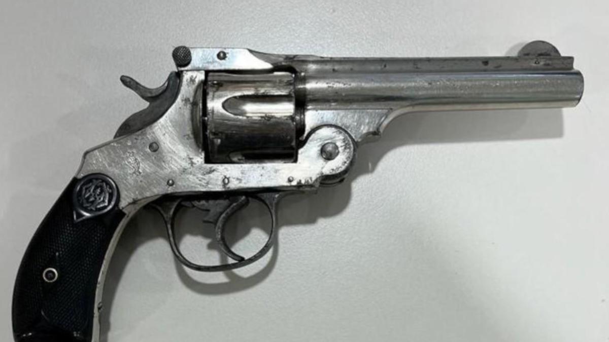 La pistola que portava el detingut a Platja d&#039;Aro
