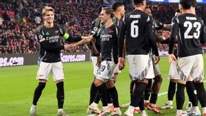 El Arsenal pasó por encima del PSV.
