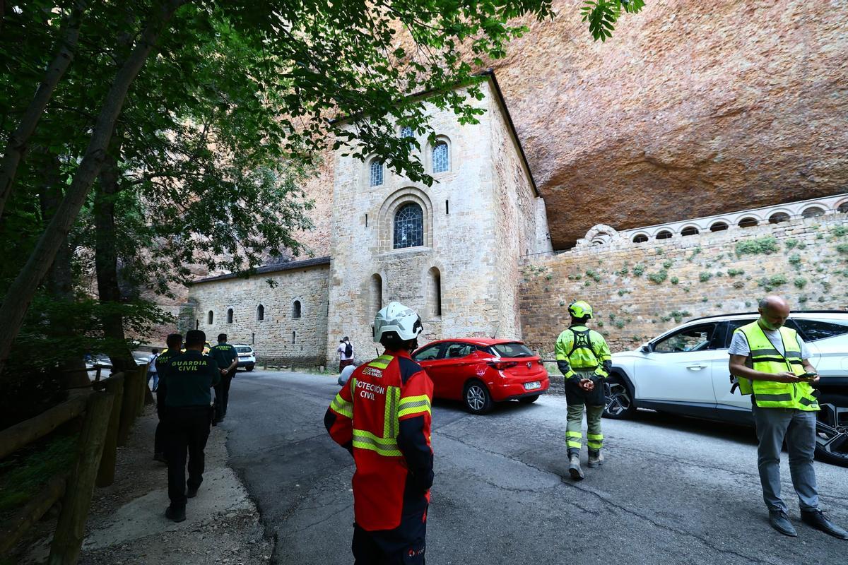 Así ha quedado el monasterio viejo de San Juan de la Peña tras el paso de las llamas