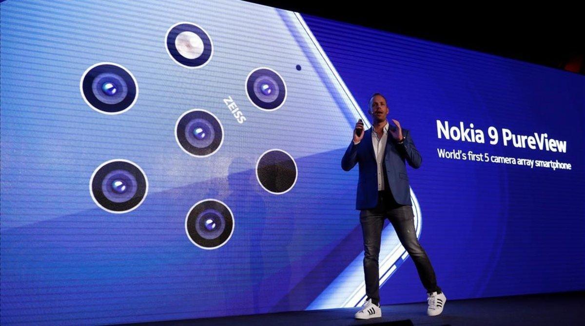 zentauroepp47100019 hmd global product officer juho sarvikas presents the new n190224174821 zentauroepp47100019 hmd global product officer juho sarvikas presents the new n190224174821