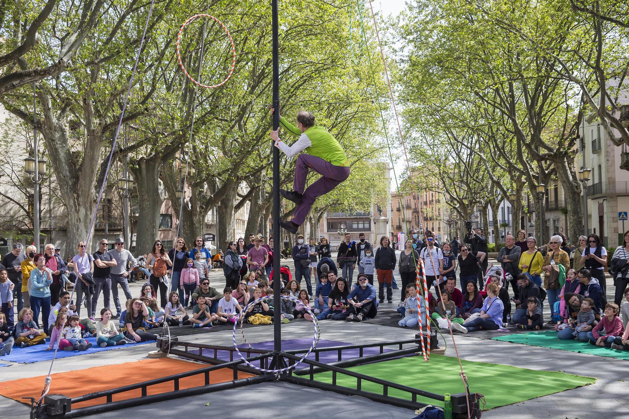 El tercer dia del Festival Còmic omple diversos espais de la ciutat de Figueres