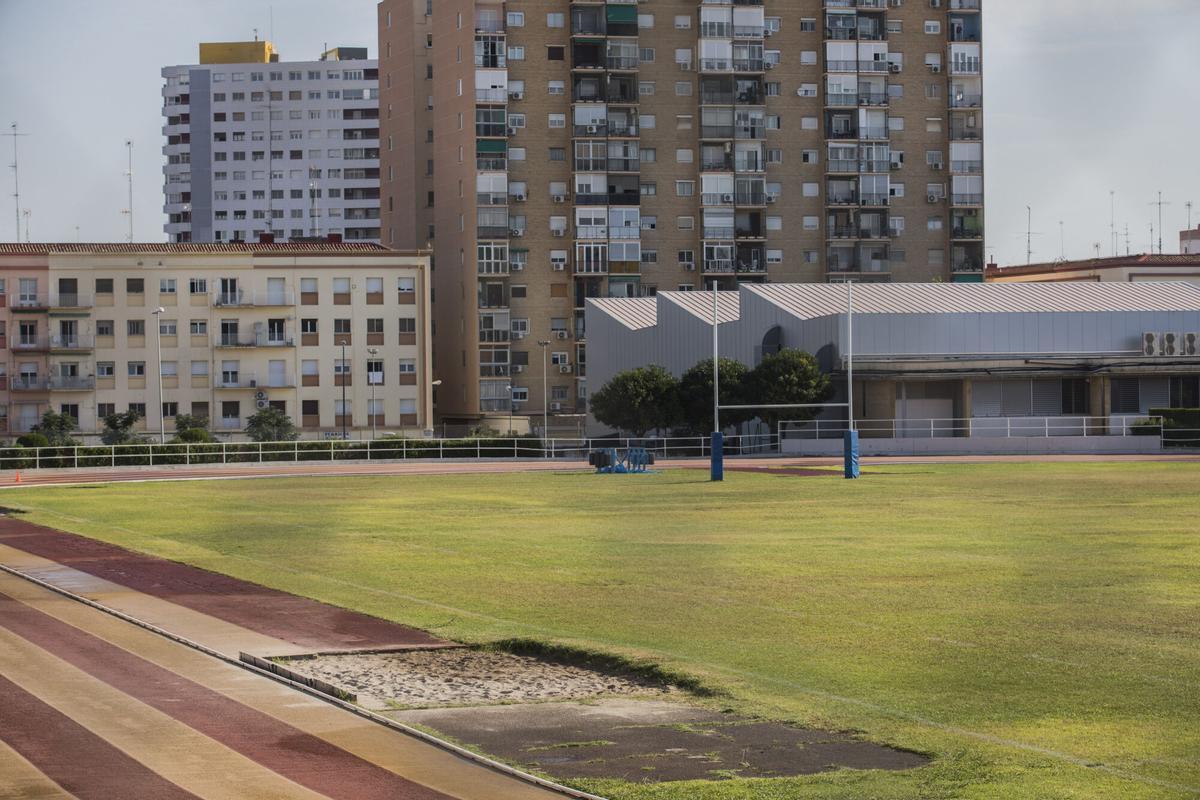 COMPLEJO DEPORTIVO DEL CAMPUS SAN FRANCISCO DE LA UNIVERSIDAD. CAMPO DE FUTBOL Y DE RUGBY.. INSTALACIONES DEPORTIVAS. ZARAGOZA.EDUCACION. UNIVERSIDAD.