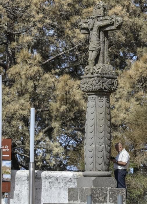 24/09/2017 CRUZ DE TEJEDA. Vuelta a la normalidad tras el incendio en la Cumbre de Gran Canaria. FOTO: J. PÉREZ CURBELO