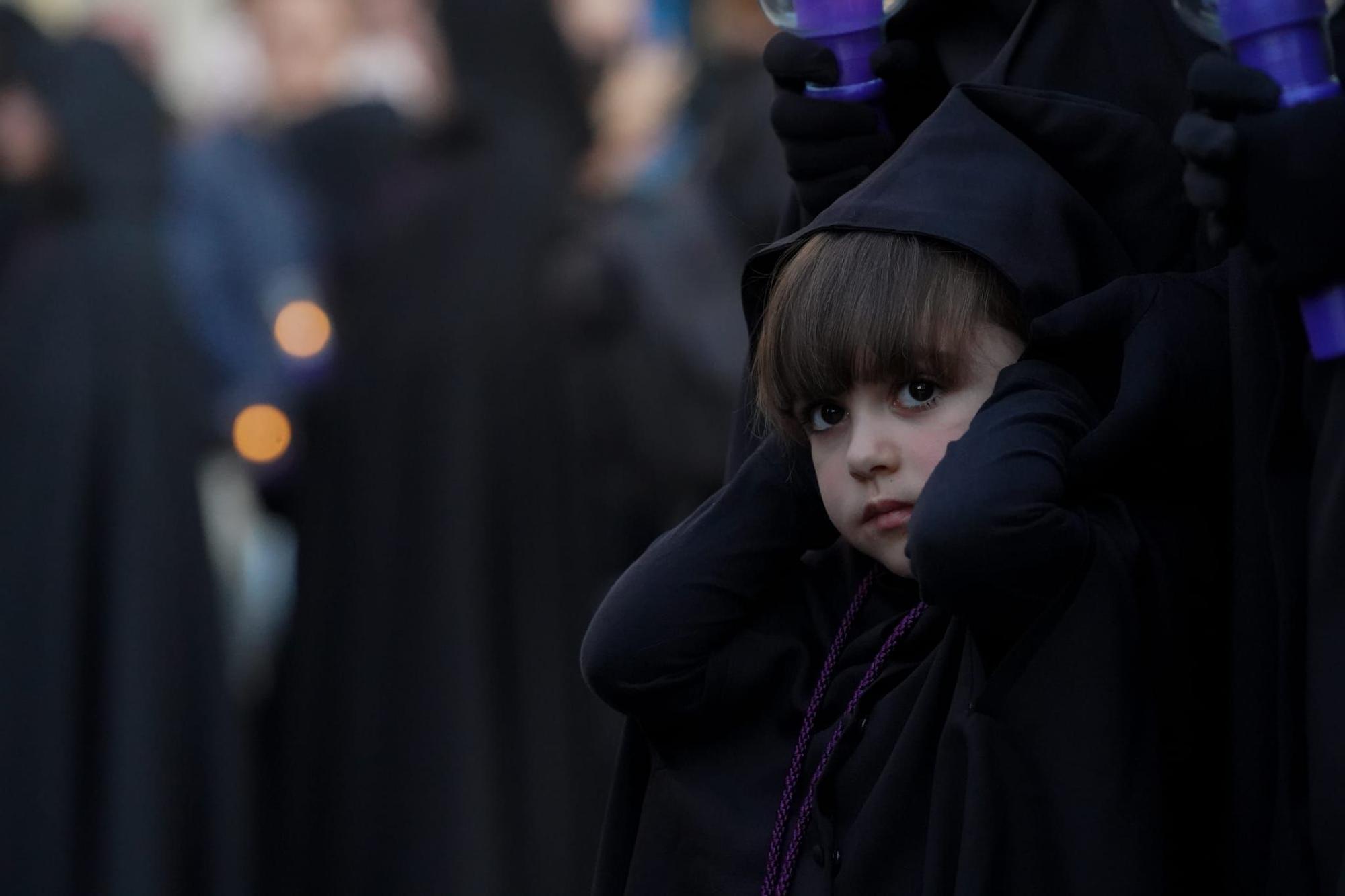 GALERÍA | La procesión de la Soledad, en imágenes