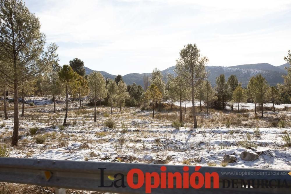 La nieve se deja ver tímidamente en la pedanía mor