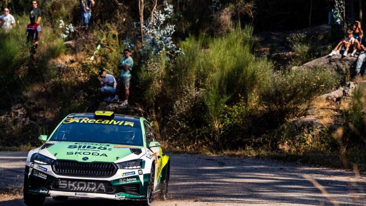 El Škoda Fabia RS Rally2 de «Cohete», ayer ,en el Rally Rías Bajas. | SKODA