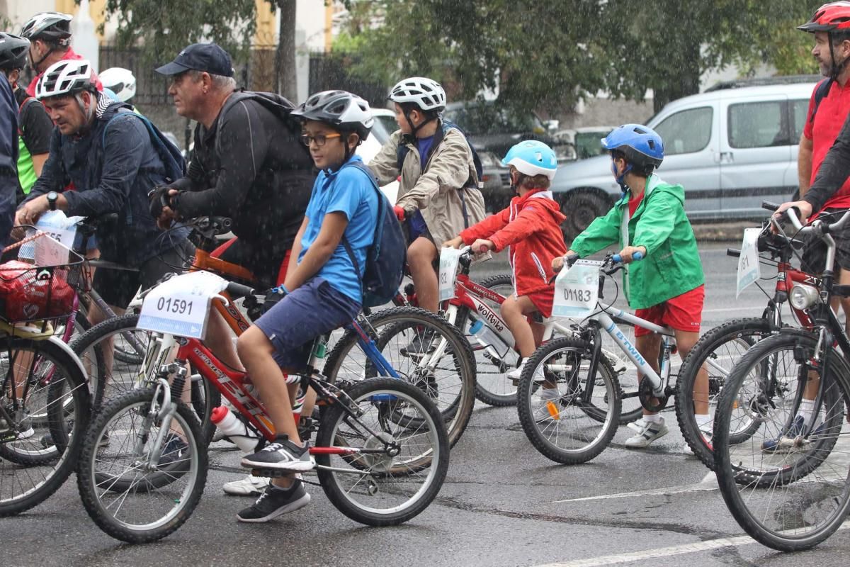 La Fiesta de la Bicicleta desafía a la lluvia