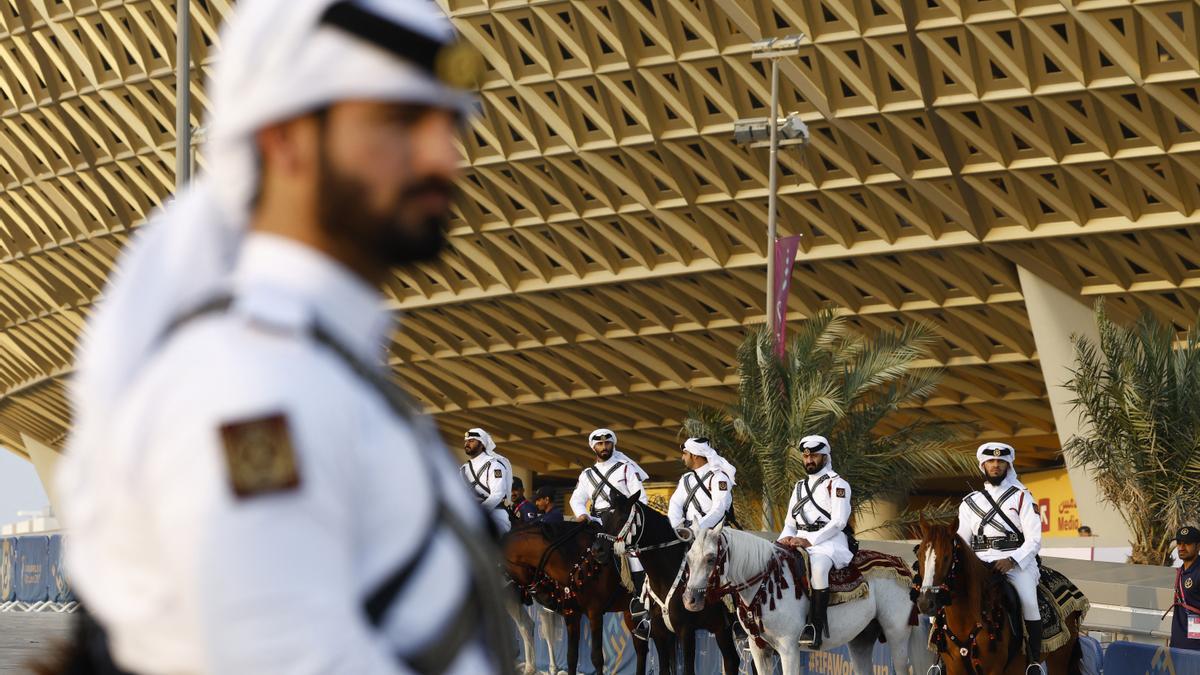 El estadio de Lusail se blinda para garantizar la seguridad en la final del Mundial de Qatar.