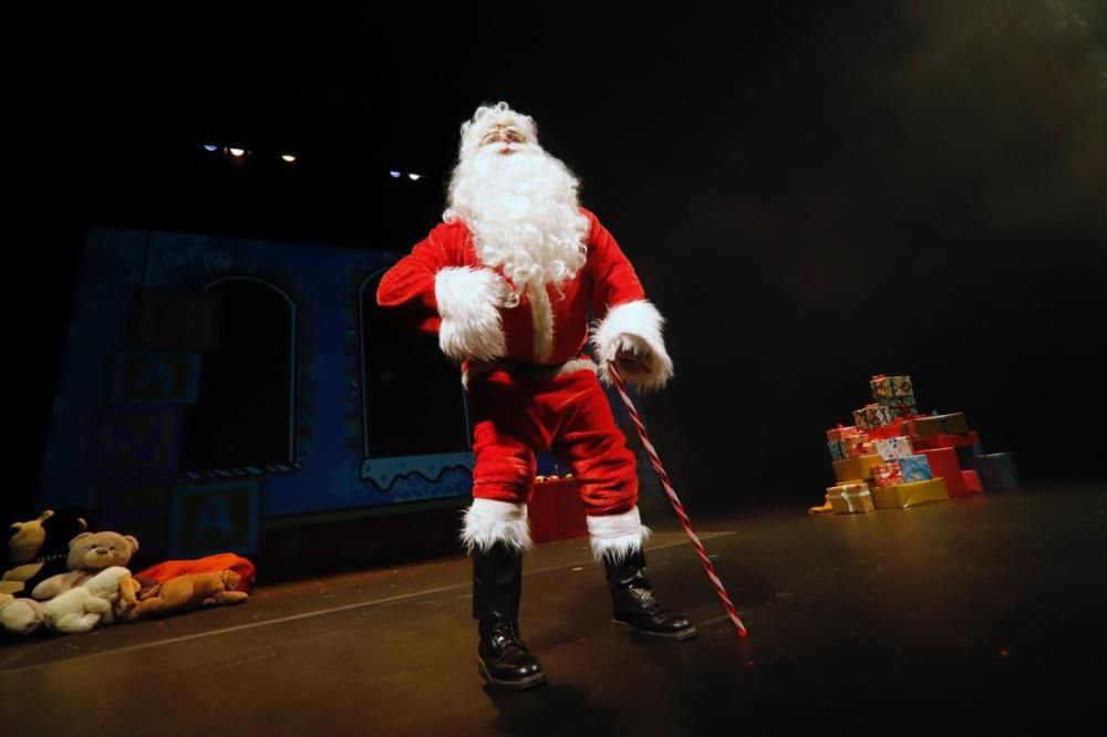 Papá Noel llega al Romea