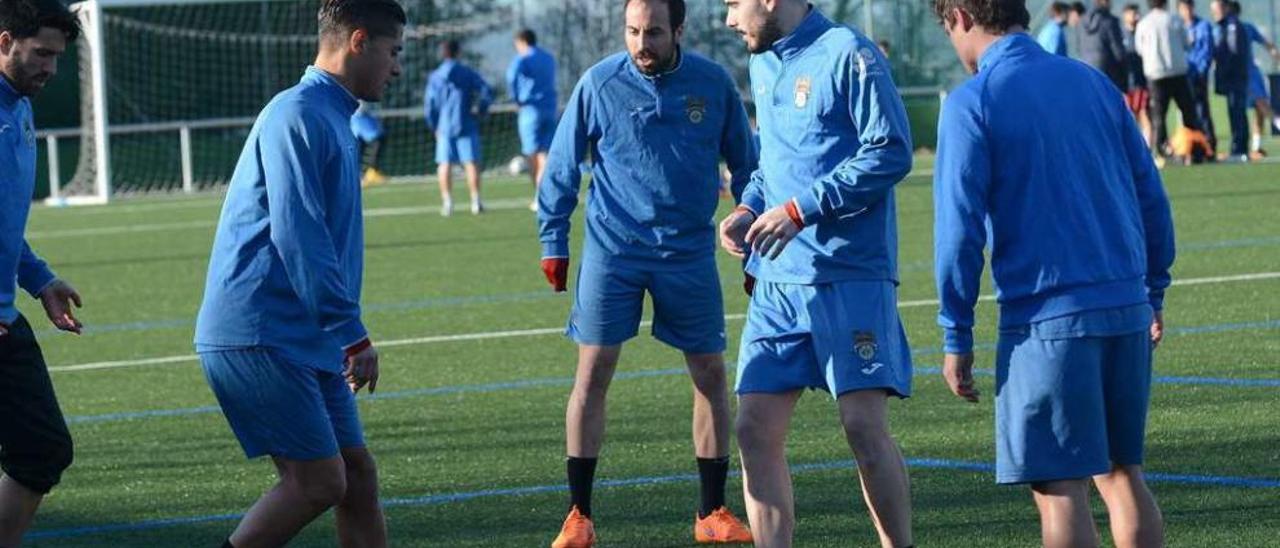 Hugo, Jacobo, Álex Fernández y Mouriño durante un entrenamiento en Príncipe Felipe. // Rafa Vázquez