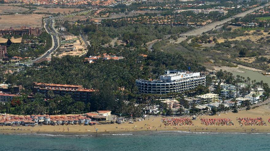 La ordenación del Oasis de Maspalomas reabre la guerra entre Riu y Lopesan