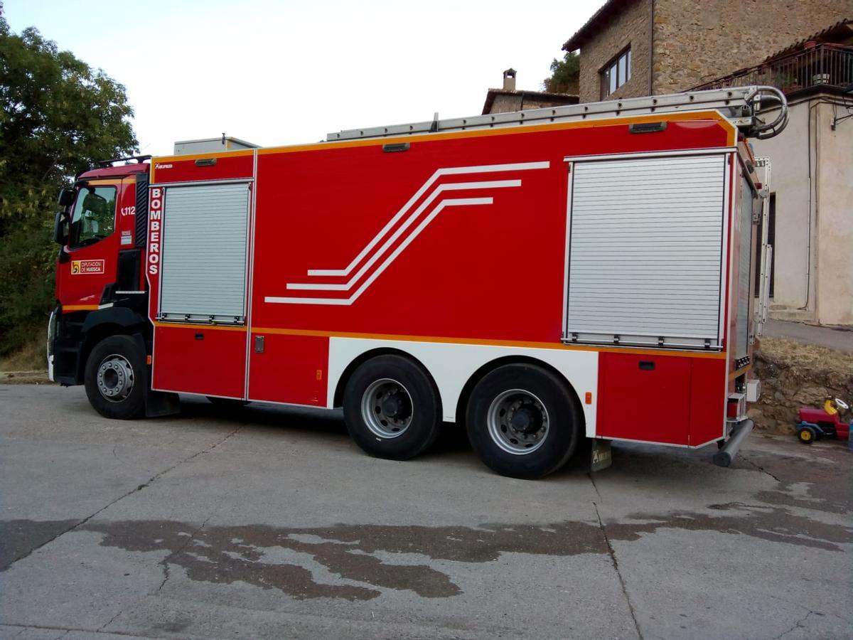 Reparto de agua en un pueblo del Prepirineo.