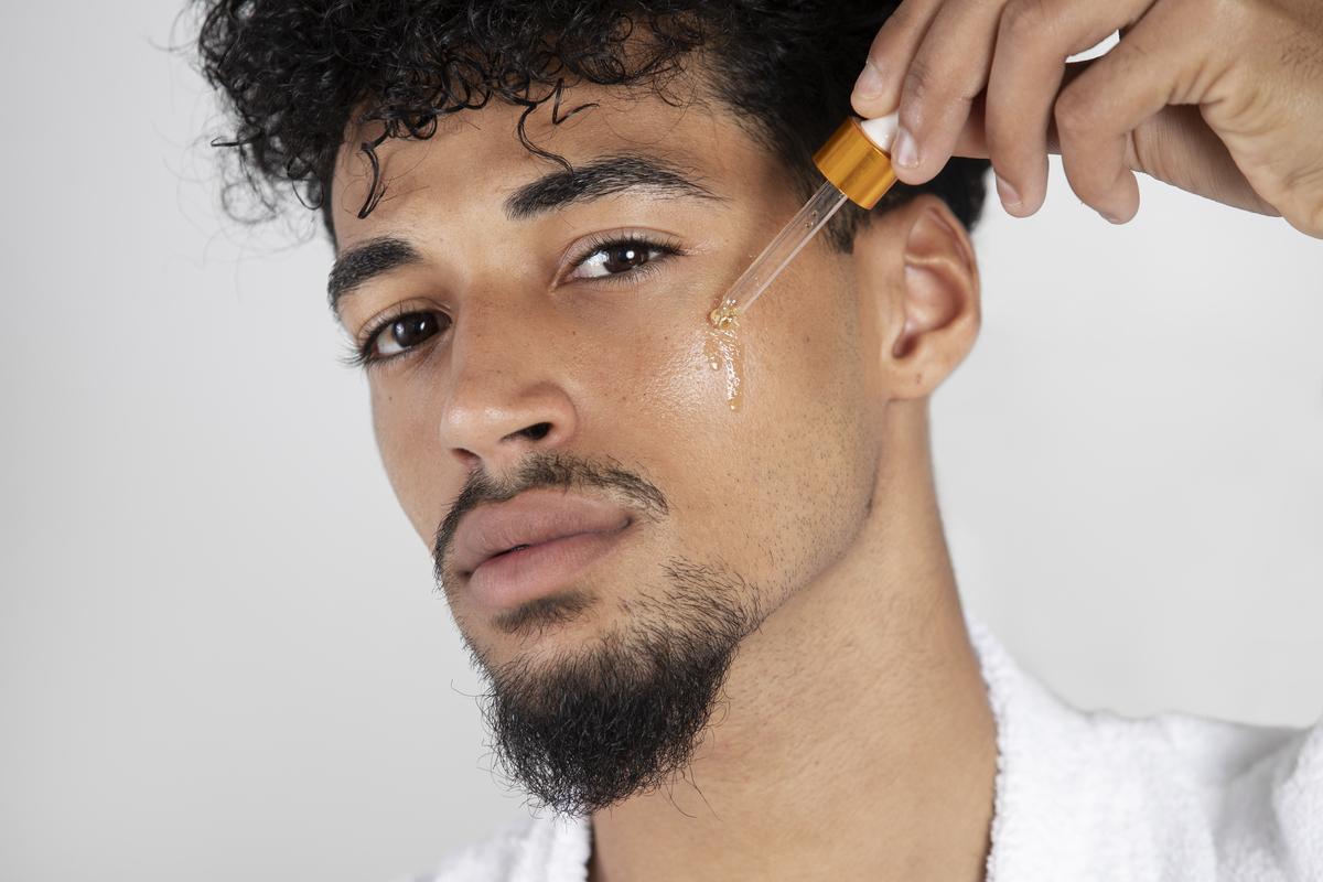 Este serum de vitamina C es perfecto para pieles mixtas: hidrata y rejuvenece