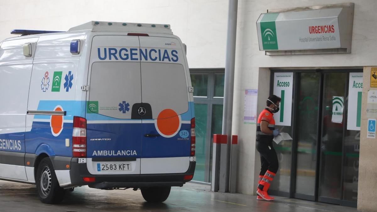 Herido grave un trabajador en Córdoba tras caer desde una altura de seis metros