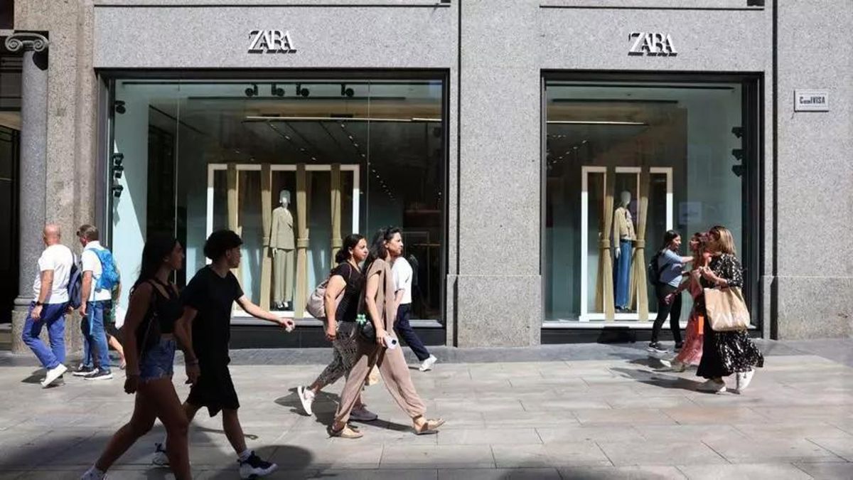 Fachada de una tienda de Zara en Madrid.