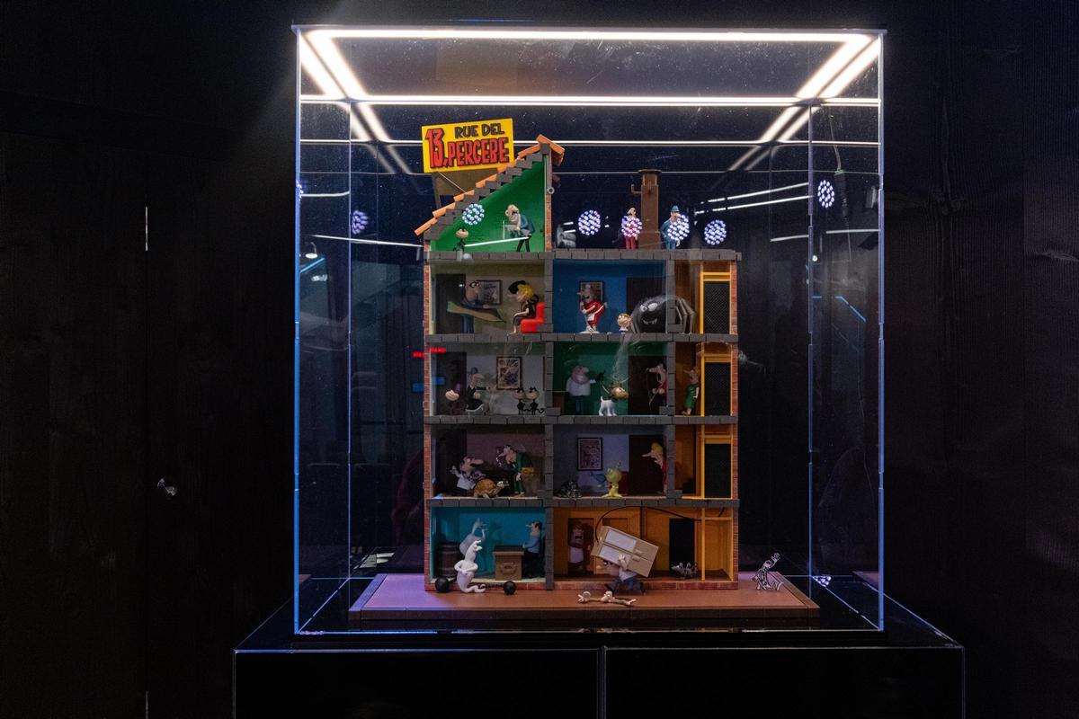 Barcelona homenajea a Francisco Ibáñez con un circuito urbano de dioramas dedicados a sus personajes