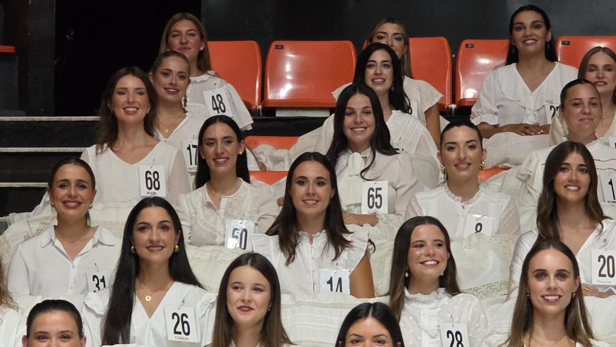Asi ha sido el ensayo de la elección de candidatas a Falleras Mayores de València 2026
