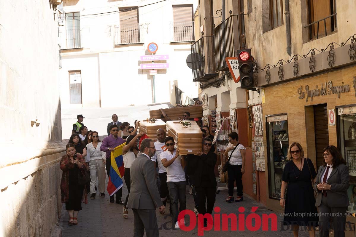 Imágenes del funeral en Caravaca de algunas de las víctimas del incendio en las discotecas de Murcia