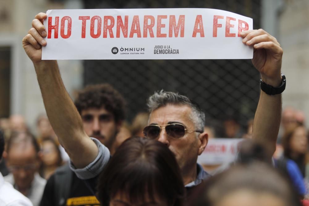 Concentracions a Girona en protesta per la sentència del procés