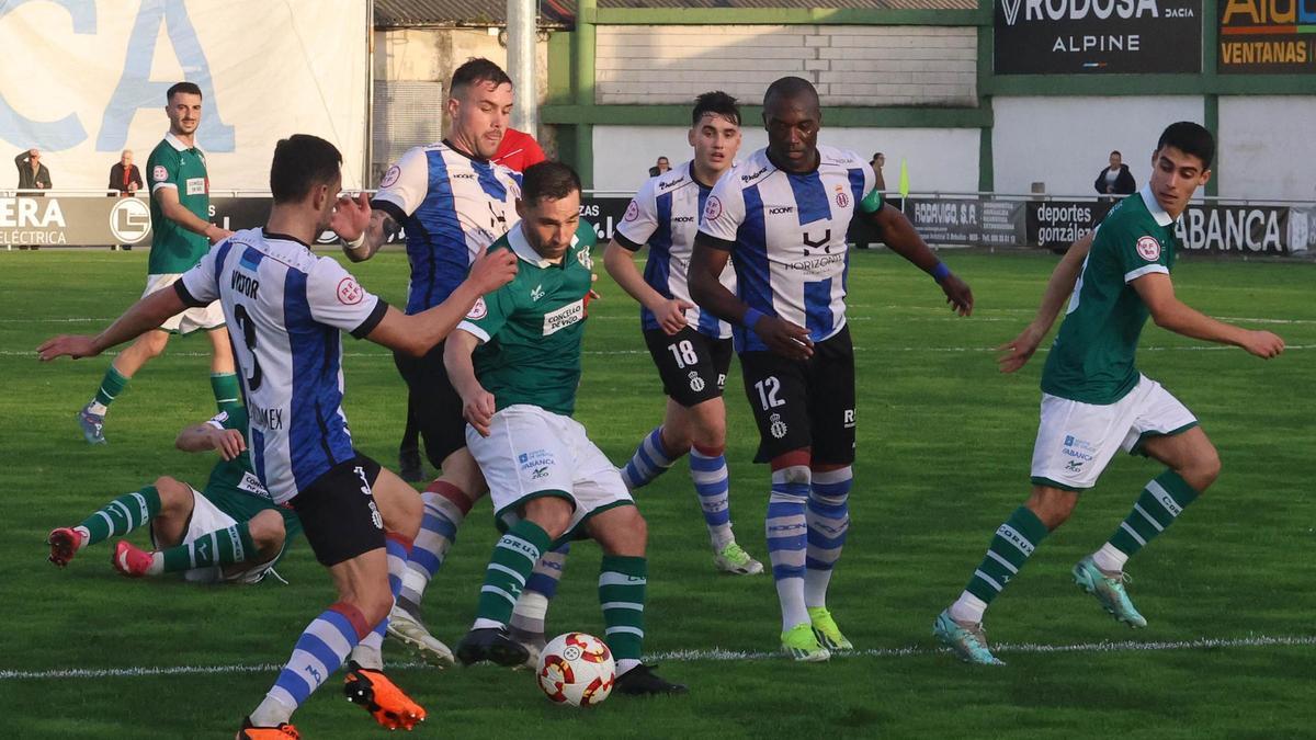 Imagen del partido ayer en O Vao.