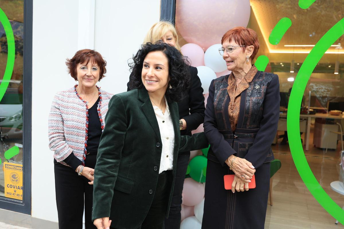 Primer acto de la nueva consellera Albalat en Castelló en el Día del Voluntariado