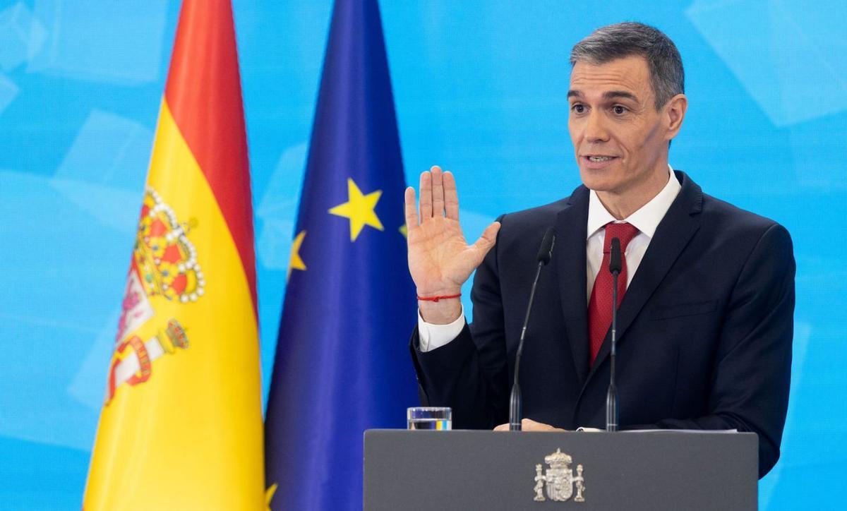 Sánchez demana temps als seus socis per redreçar la crisi per la corrupció