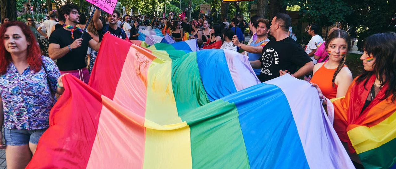 Marcha del Orgullo LGBTI en Cáceres.