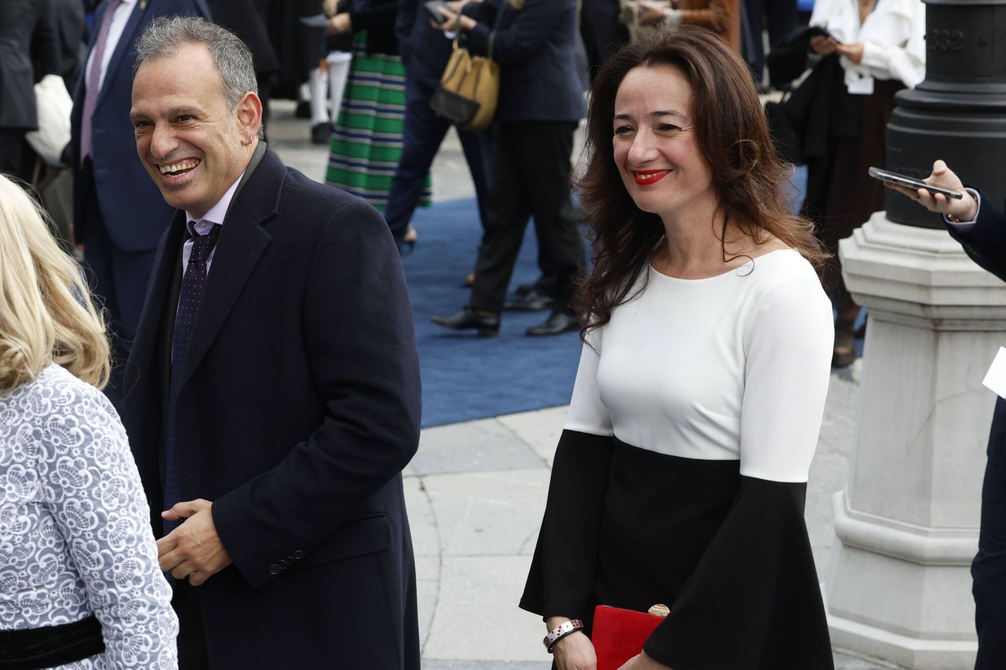  Así fue la llegada de los invitados a los premios "Princesa de Asturias" y su paso por la alfombra azul