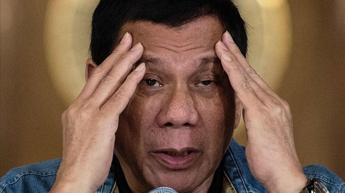 zentauroepp37096444 philippine s president rodrigo duterte gestures as he answer180405142511