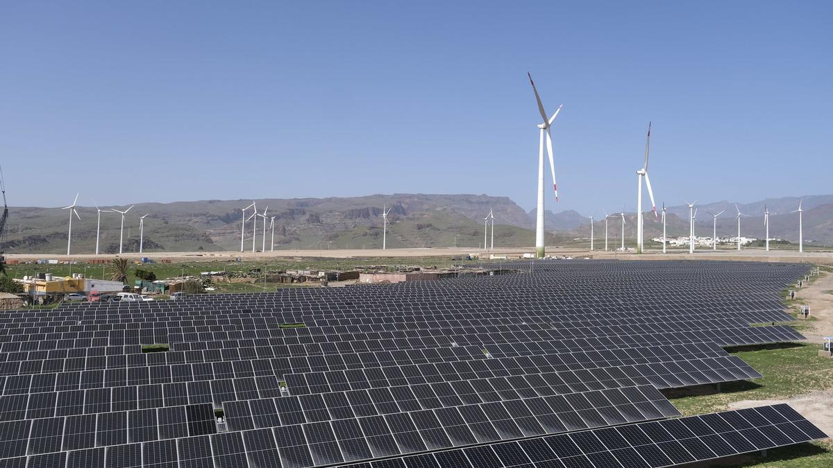 Energía fotovoltáica y eólica en Gran Canaria.