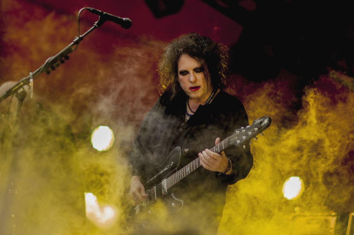 Robert Smith, cantant de la banda britànica The Cure, al Festival de Roskilde, a la qual van assistir uns 90.000 espectadors aquesta setmana, a Dinamarca.