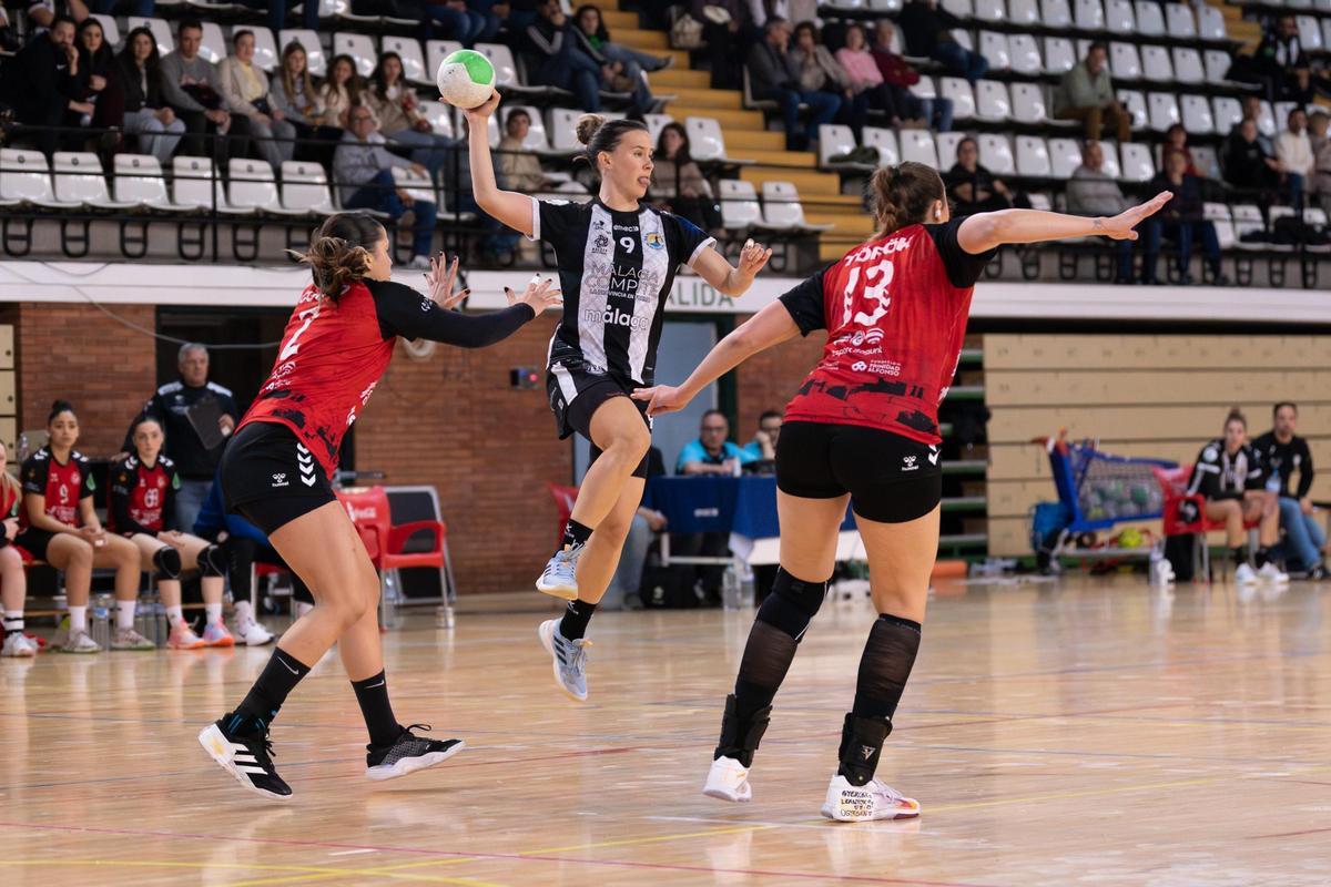 Imagen del Costa del Sol Málaga-Morvedre jugado este sábado en Carranque.