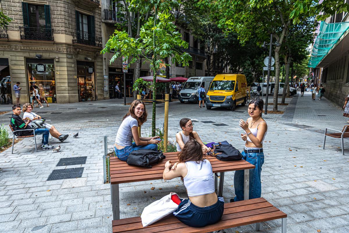 Escenas inesperadas de la Superilla del Eixample