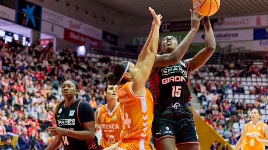 Les millors imatges de l'Spar Girona - València Basket