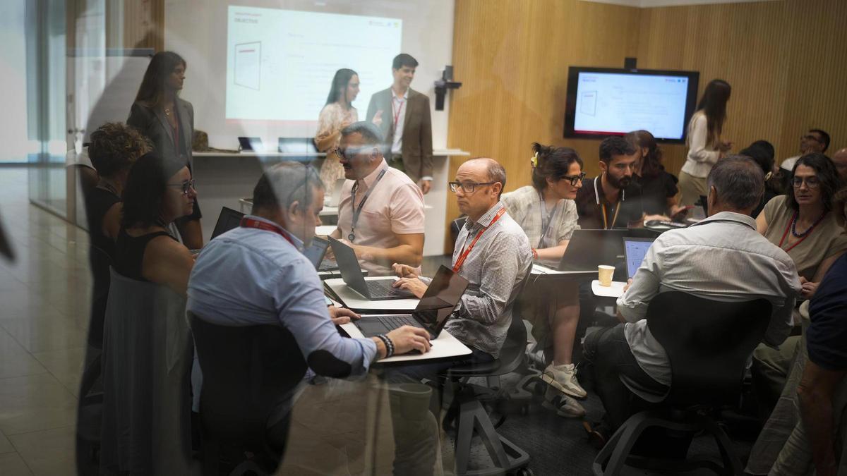 Los trabajadores puede acumular hasta 100 horas de permiso retribuido para formación vinculada a su actividad laboral durante un máximo de cinco años