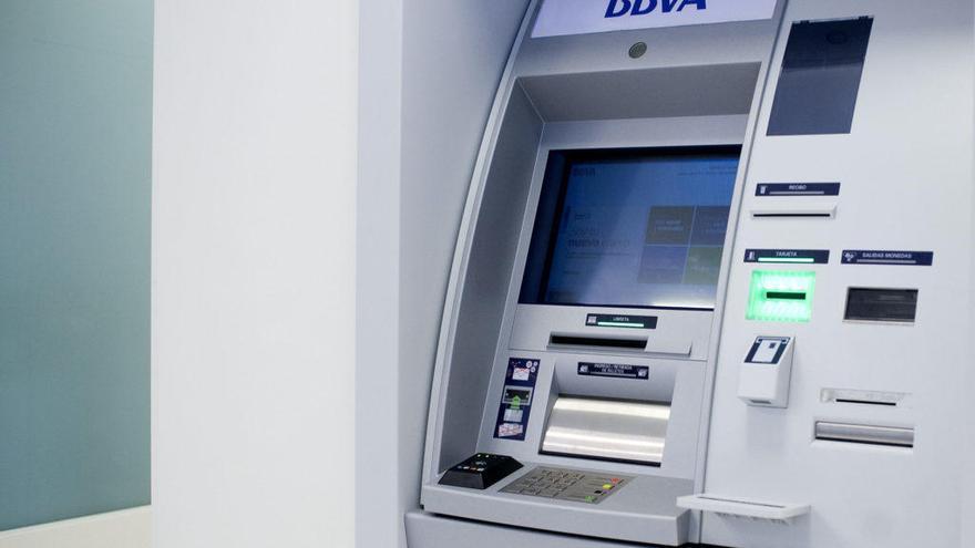 BBVA aconseja a todos sus clientes evitar los desplazamientos.