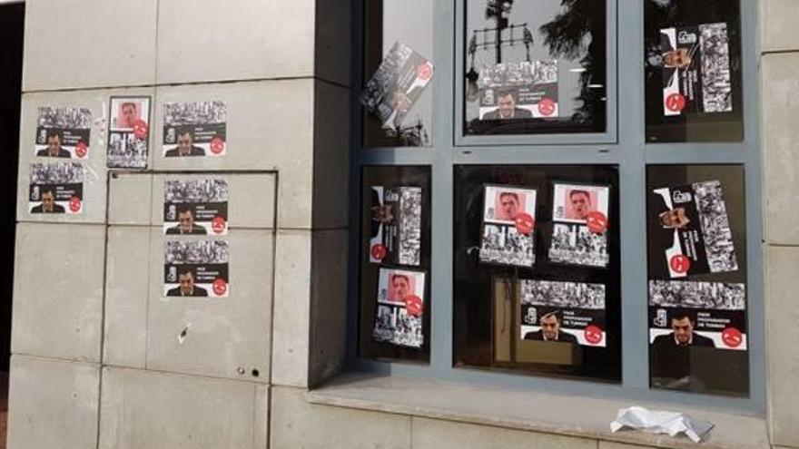 Fachada de la sede socialista de la calle Blanqueries.