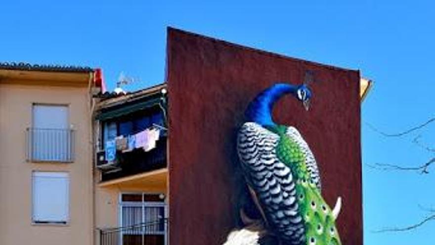 Brea dona el diseño de un pavo a la fundación Sorapán de Rieros