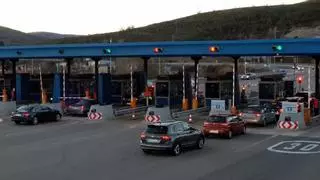 Suprimido el peaje de una autopista en Alicante, mientras el Huerna sigue a la espera