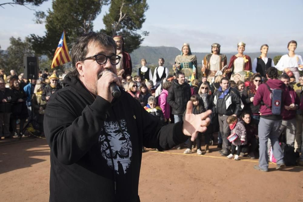 Trobada de colles geganteres a Lledoners