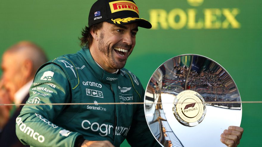 Verstappen se exhibe y Alonso repite podio en la &#039;locura&#039; de Australia