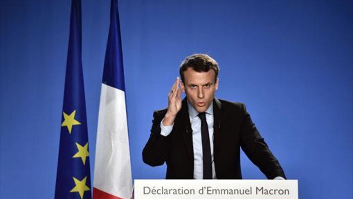 Macron, ayer, en el momento de anunciar su candidatura a las elecciones presidenciales.