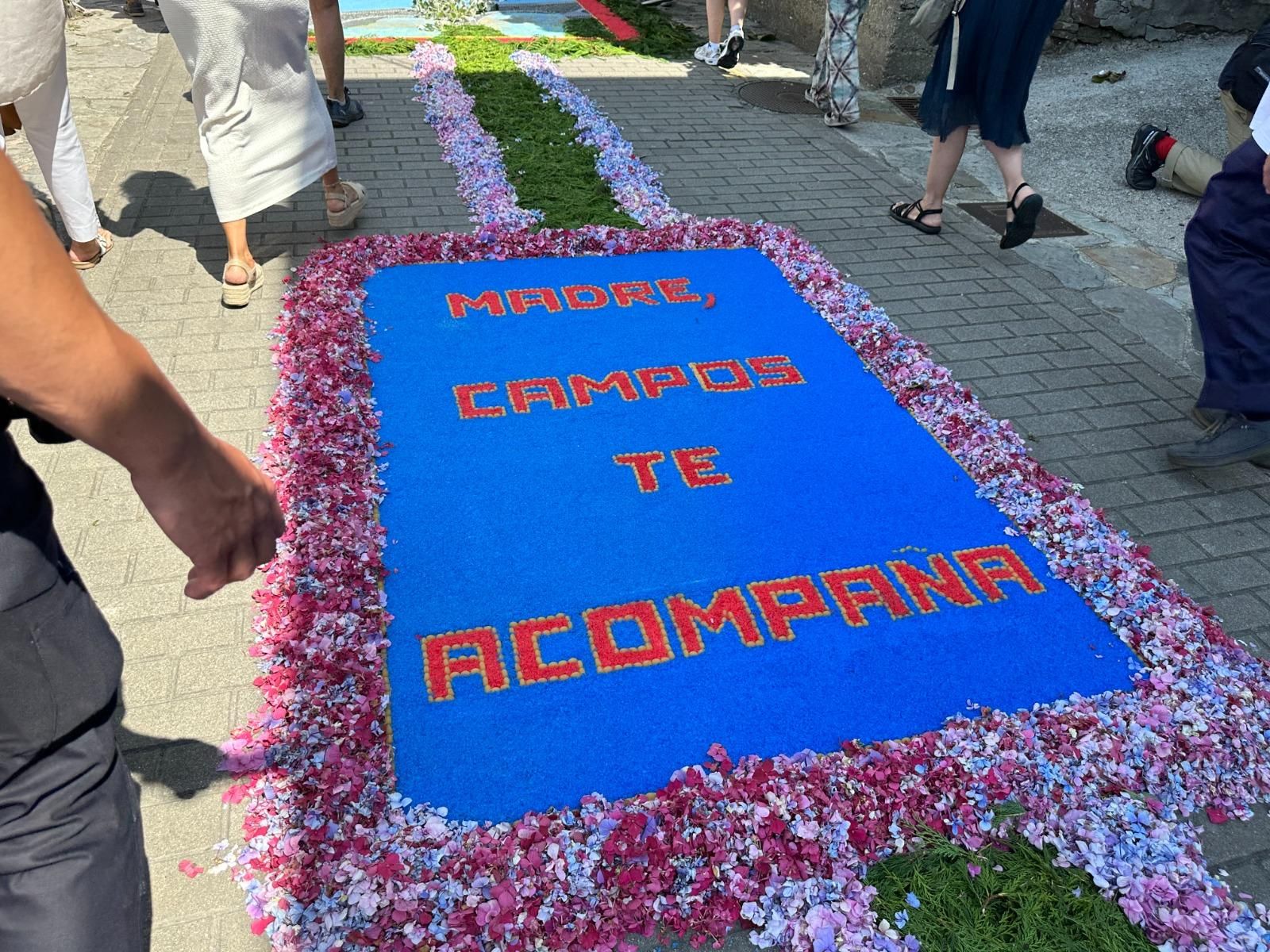 EN IMÁGENES: La procesión de la virgen del Carmen en Tapia de Casariego