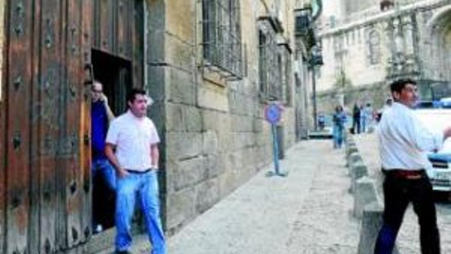 La fiscal pide cien euros de multa para los hosteleros denunciados