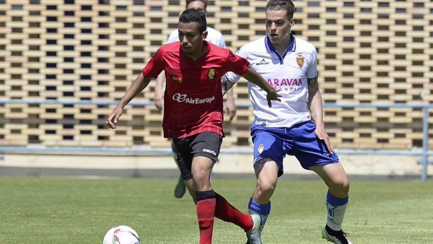 Vinicius Lima, durante el partido de ayer en Zaragoza.